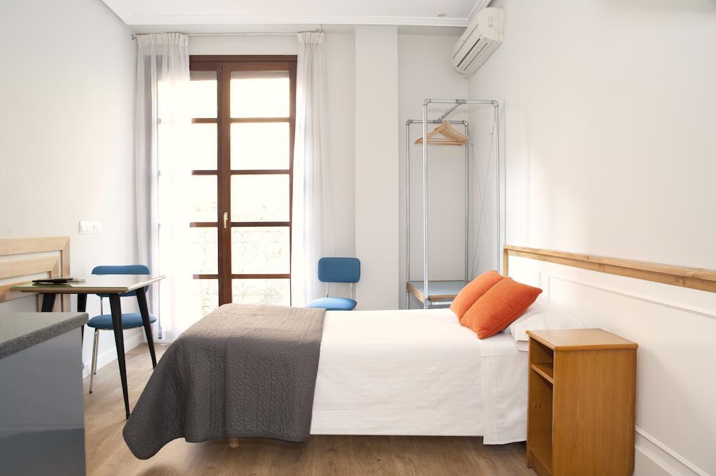 Apartamentos Sabinas Don Jaime Zaragoza Oda fotoğraf